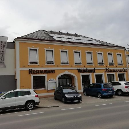 Weinhotel Kirchenwirt Gols Exterior foto