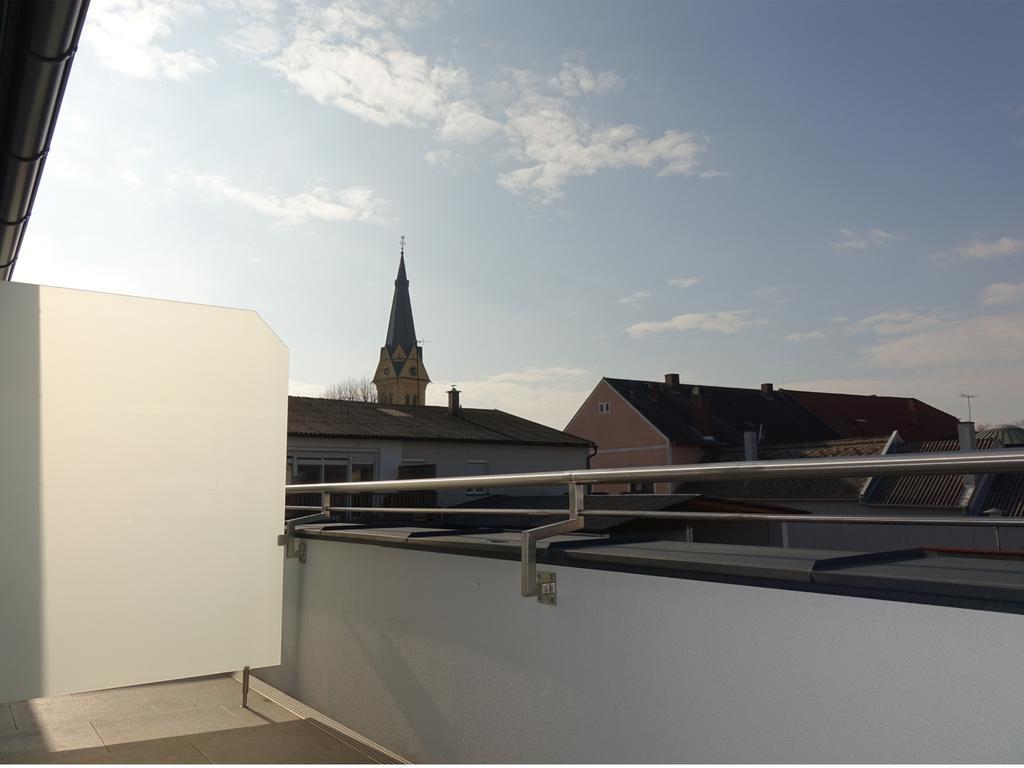 Weinhotel Kirchenwirt Gols Exterior foto